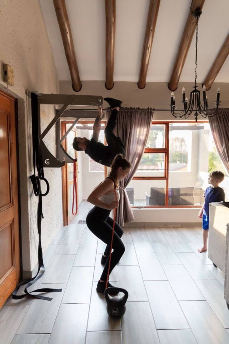 Kipping-Bar-Workout-2